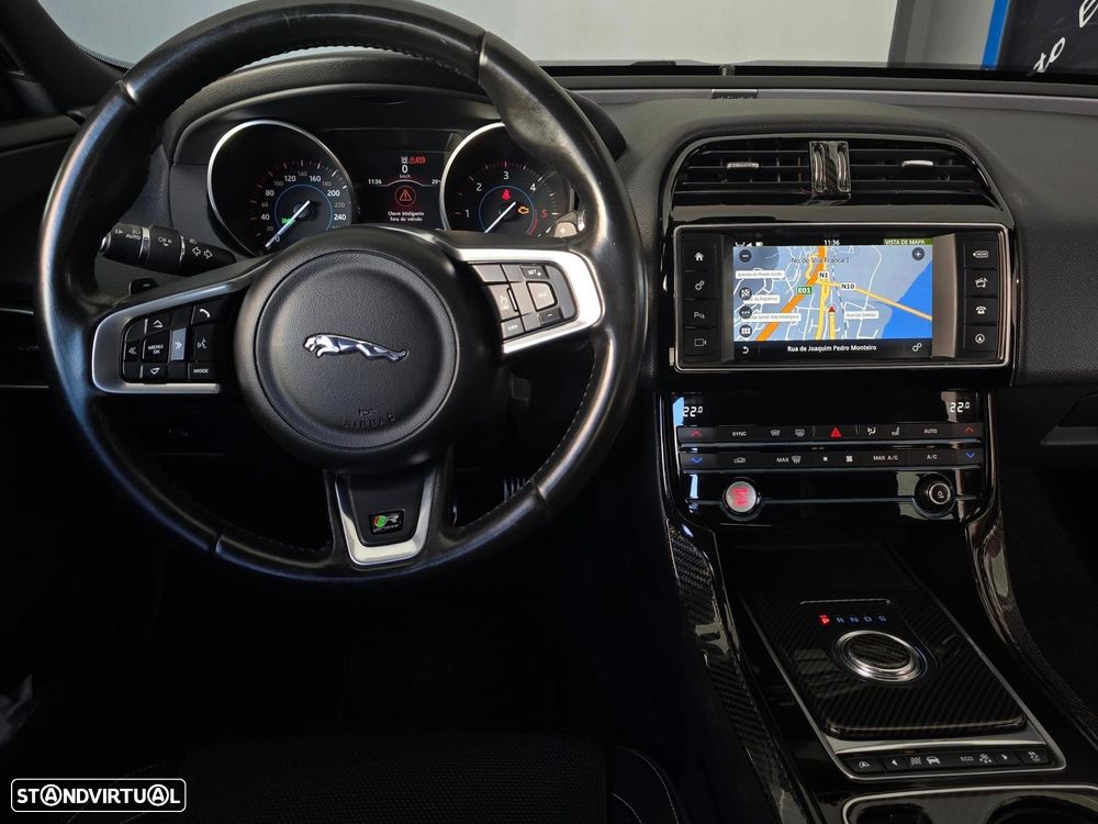Jaguar XE 2.0 D R-Sport Aut. - 7
