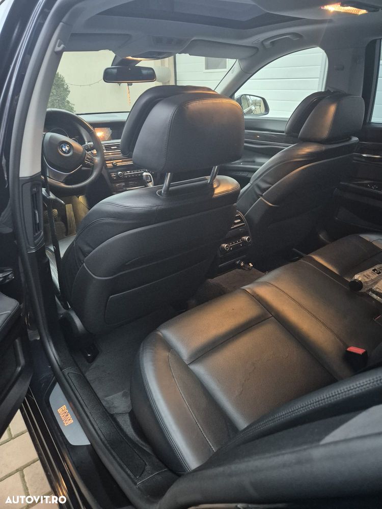 BMW Seria 7 - 8
