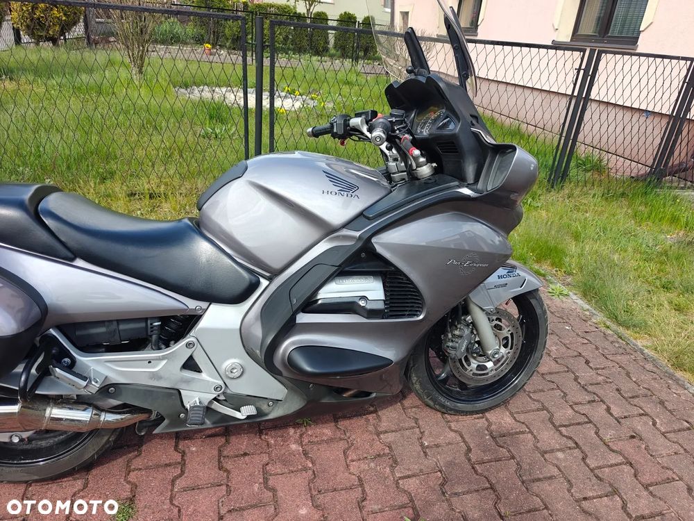 Honda ST - 3