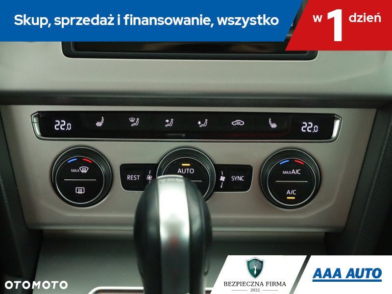 Volkswagen Passat Variant - 18