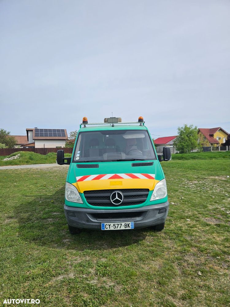 Mercedes-Benz Sprinter - 12