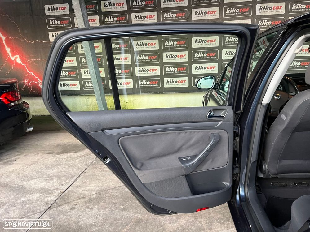 VW Golf 1.4 FSi Confortline - 26