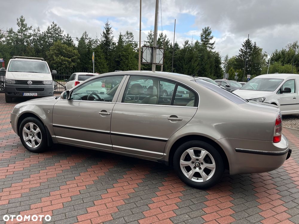 Skoda Superb 1.9 TDI Elegance - 2