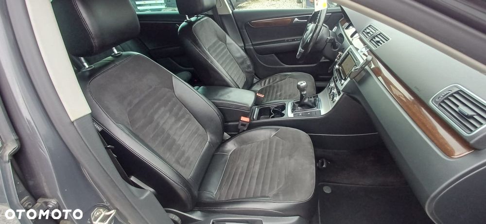 Volkswagen Passat - 19