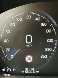 Volvo XC 60 B5 B AWD R-Design - 10