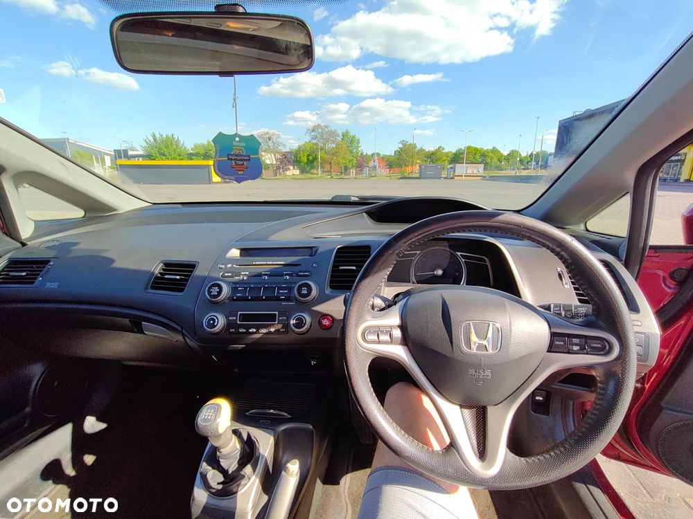 Honda Civic 1.8 Executive - 11