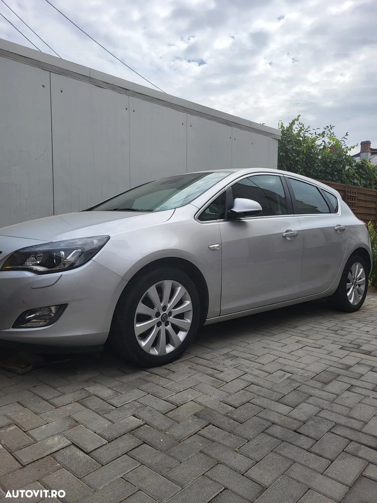 Opel Astra 1.6 Automatik Cosmo - 4