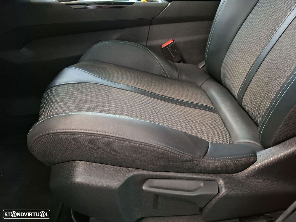 Peugeot 3008 1.5 BlueHDi Allure EAT8 - 28