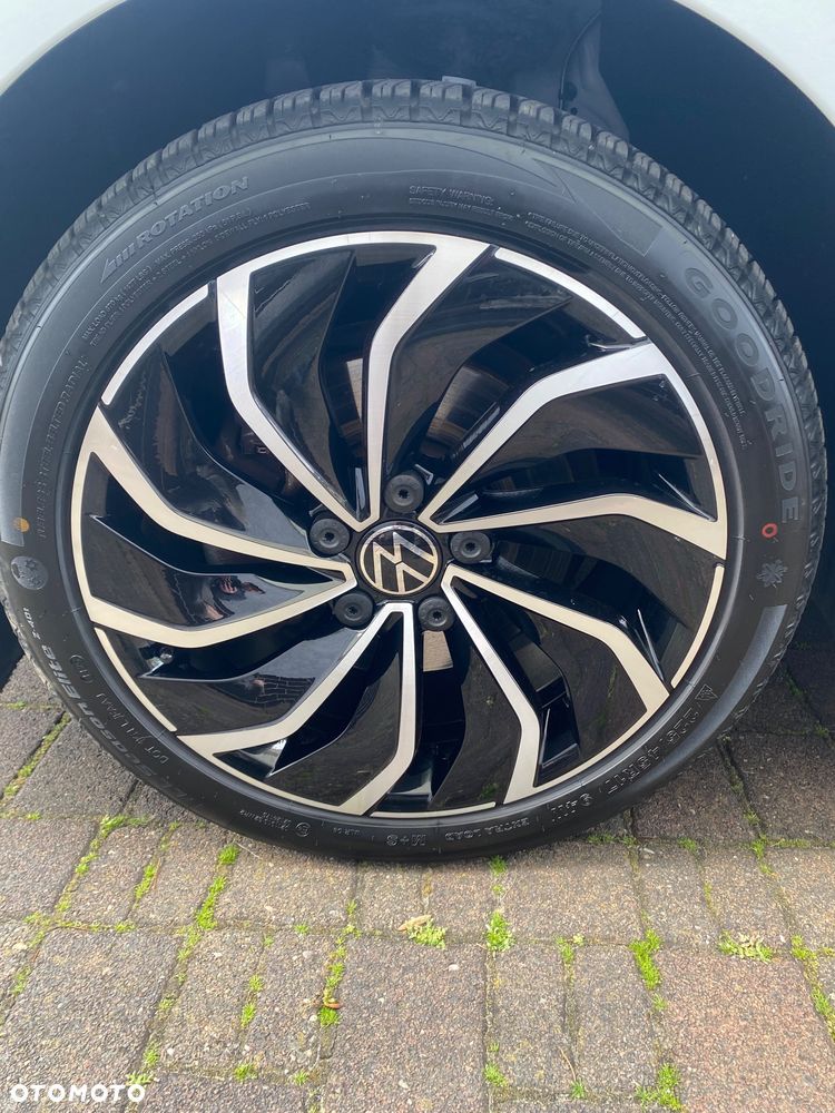Volkswagen Golf 1.5 TSI ACT OPF BlueMotion IQ.DRIVE - 17