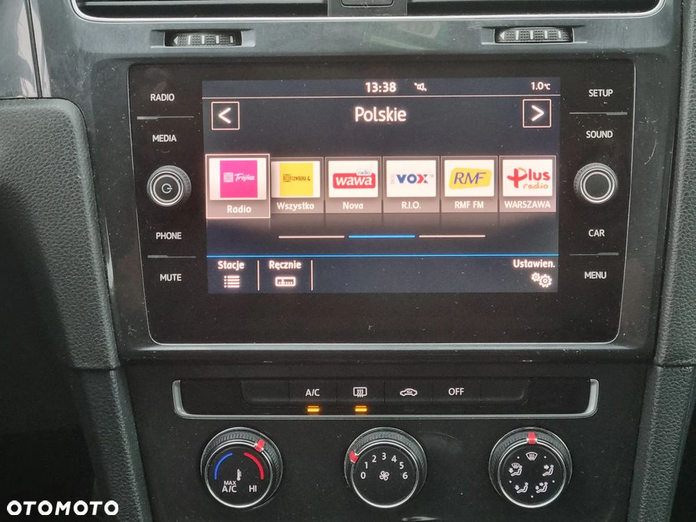 Volkswagen Golf Variant - 13