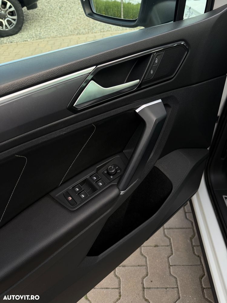 Volkswagen Tiguan - 9