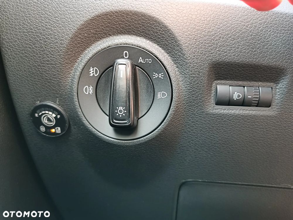 Skoda Fabia 1.0 Ambition Plus - 23