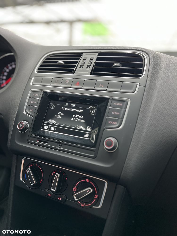 Volkswagen Polo 1.2 TSI BMT Comfortline - 23