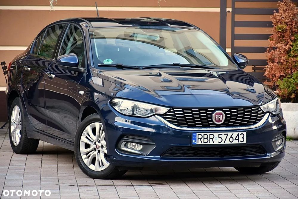 Fiat Tipo 1.4 16v Lounge EU6d - 1
