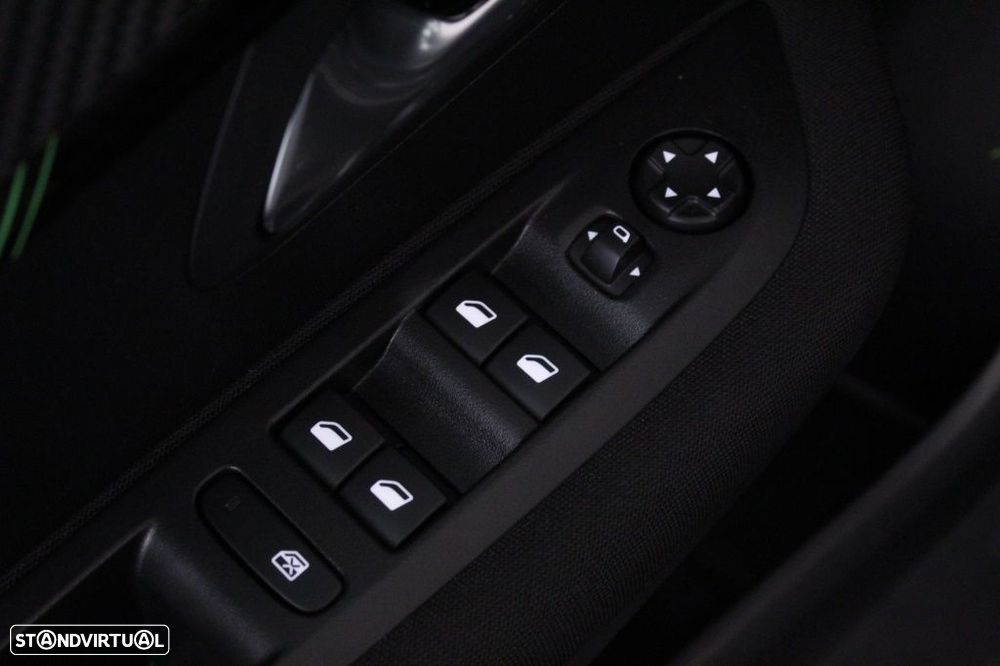 Peugeot 208 1.2 PureTech Active - 20