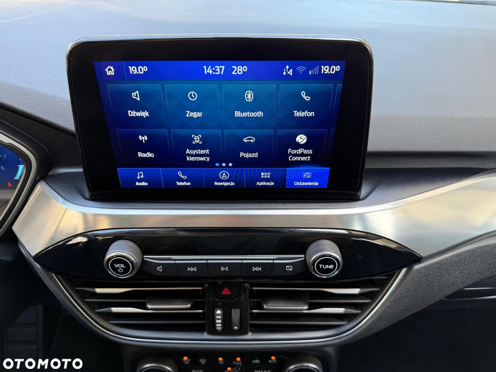 Ford Kuga 1.5 EcoBoost FWD Titanium - 25
