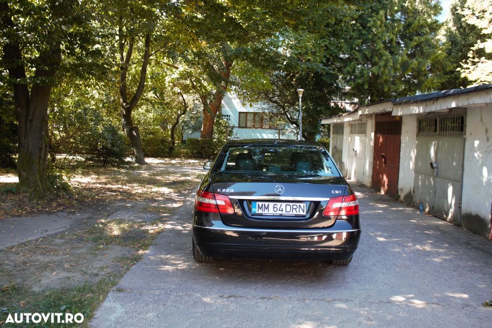 Mercedes-Benz E 220 CDI Avantgarde - 24