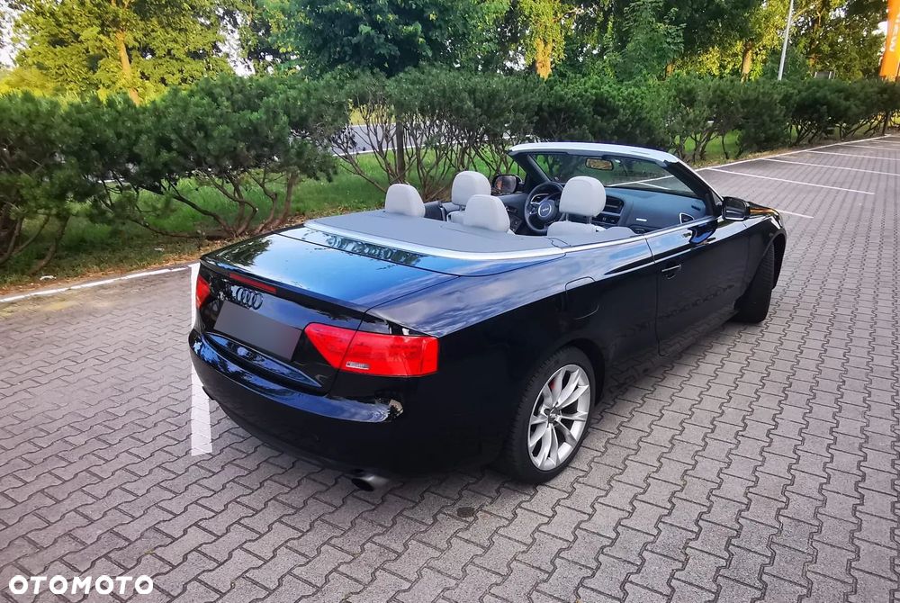 Audi A5 Cabrio - 6