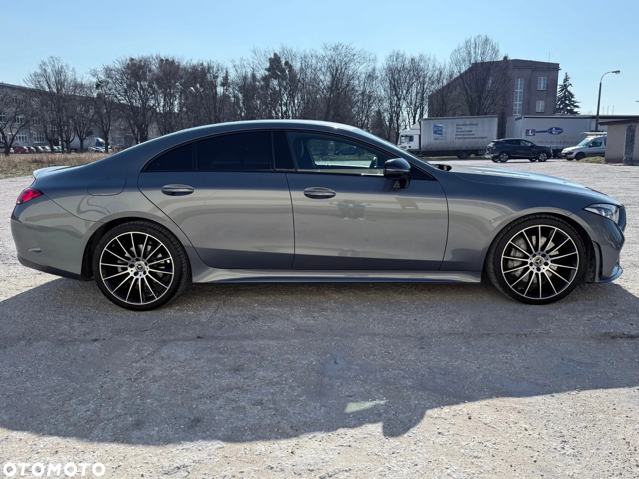 Mercedes-Benz CLS - 6