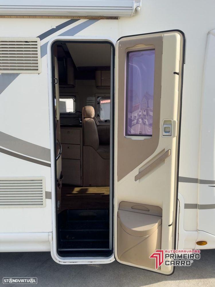 McLouis MC4 Cama central e basculante - 36