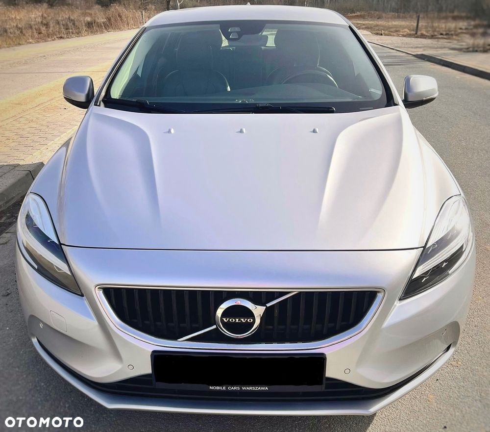 Volvo V40 D2 Geartronic Momentum - 2