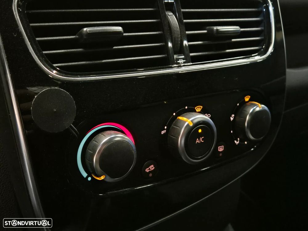 Renault Clio 1.5 dCi Van - 23