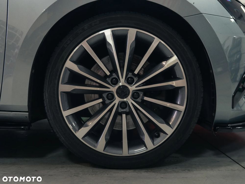 Skoda Superb 2.0 TSI 4x4 L&K DSG - 12