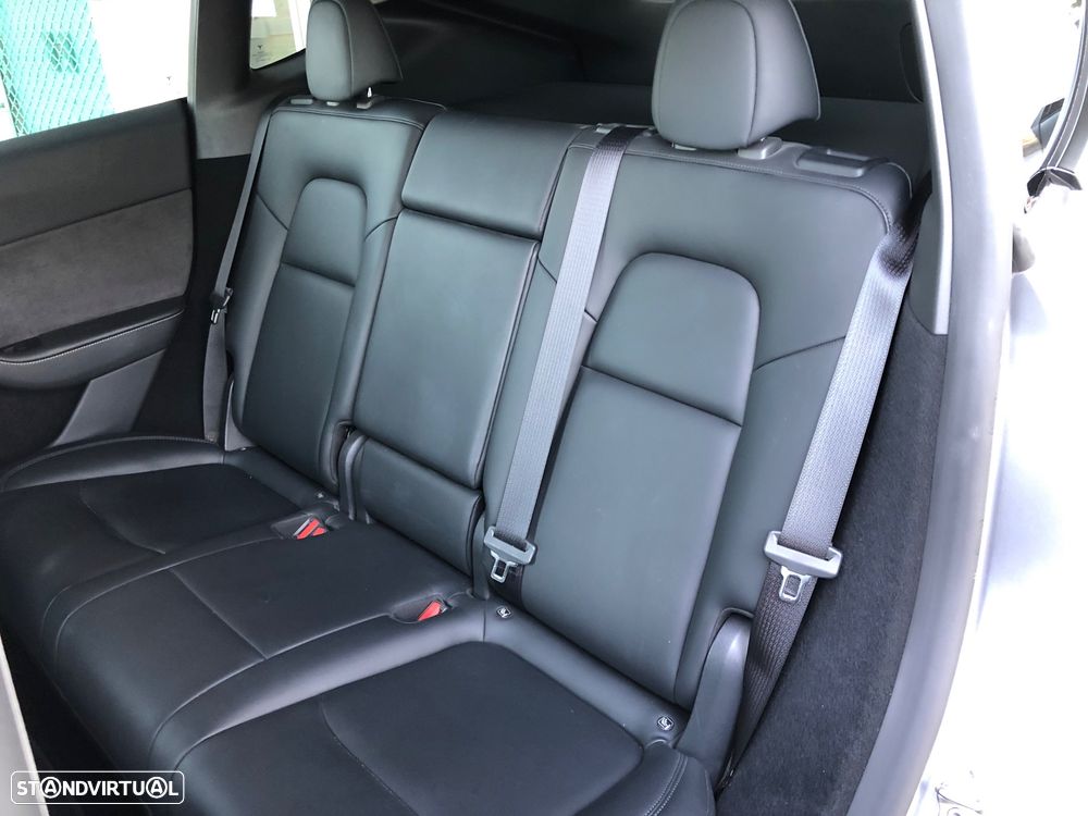 Tesla Model Y Long Range Tração Integral - 20