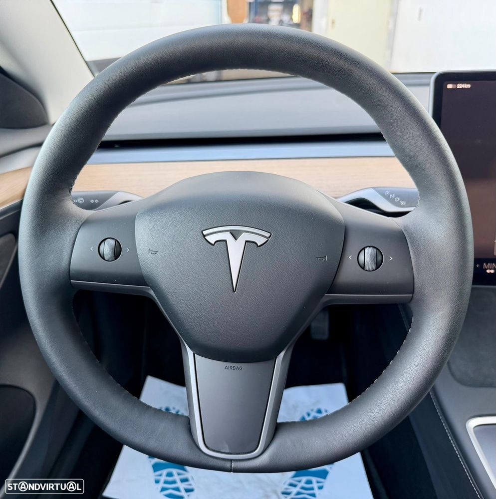 Tesla Model 3 Standard RWD - 16