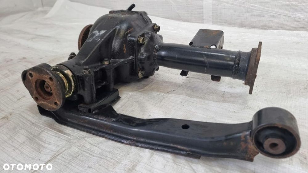 MOST PRZEDNI DYFER NISSAN TERRANO II (R20) 2.4 38511G23007 - 2