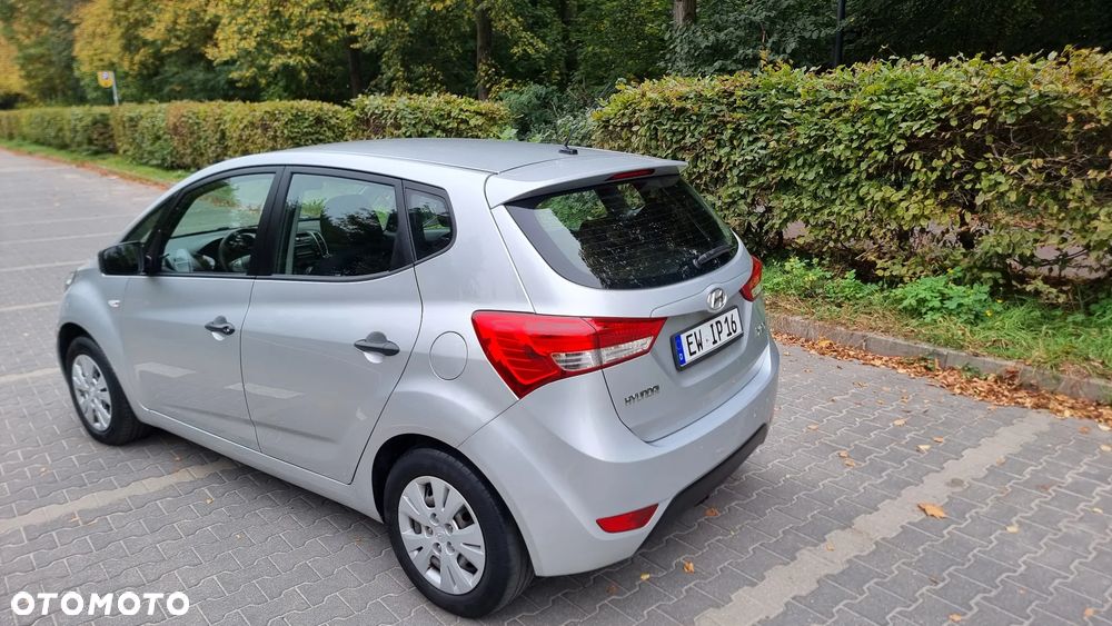 Hyundai ix20 1.4 blue Comfort - 18