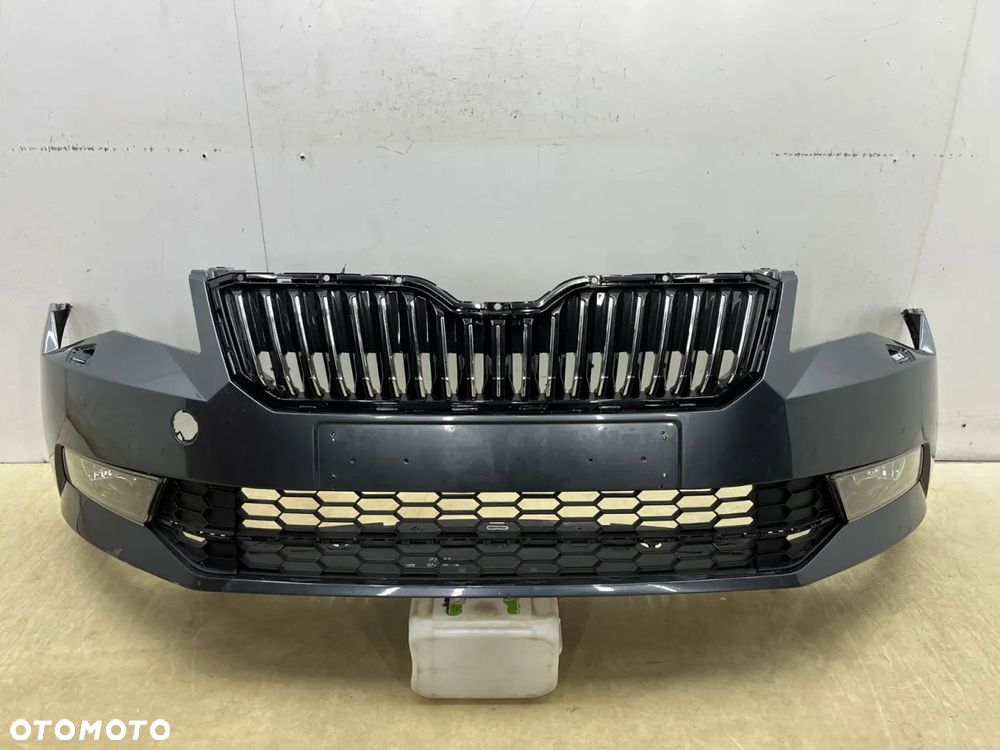 Zderzak przedni Skoda Superb III 3 15-19r. przedlift przód 3V0807221 - 1