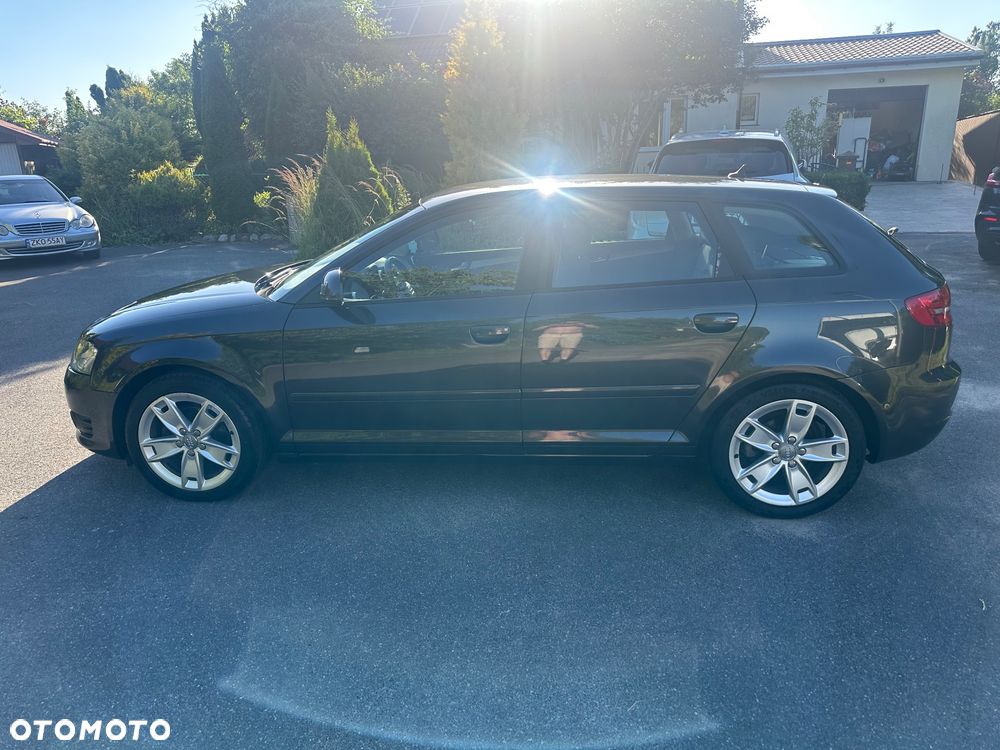 Audi A3 Sportback 2.0 TDI DPF Ambiente - 15