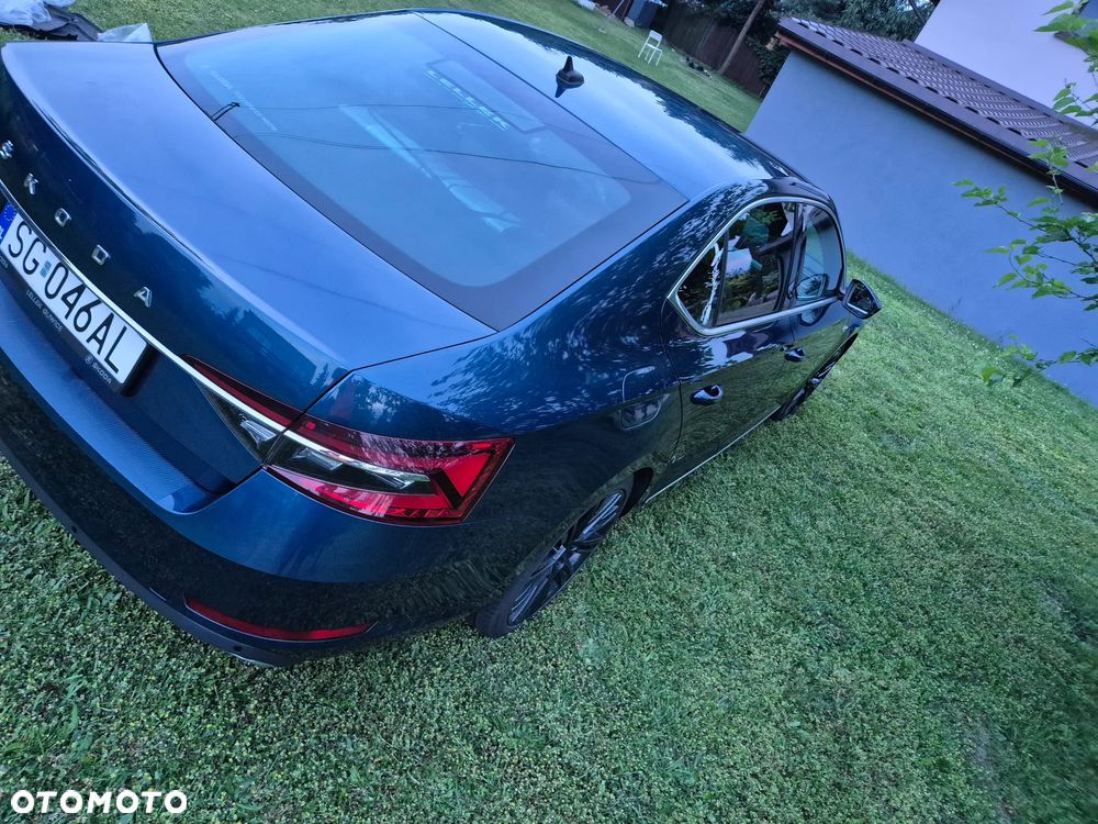 Skoda Superb 2.0 TDI SCR L&K DSG - 6