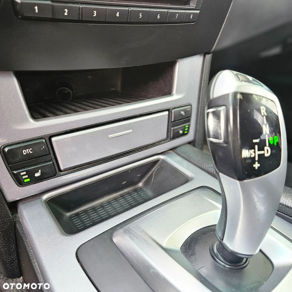BMW Seria 5 523i Edition Exclusive - 26