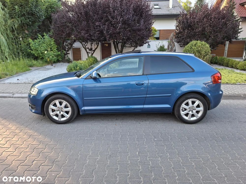 Audi A3 3-drzwiowe 2.0 TDI Attraction - 1