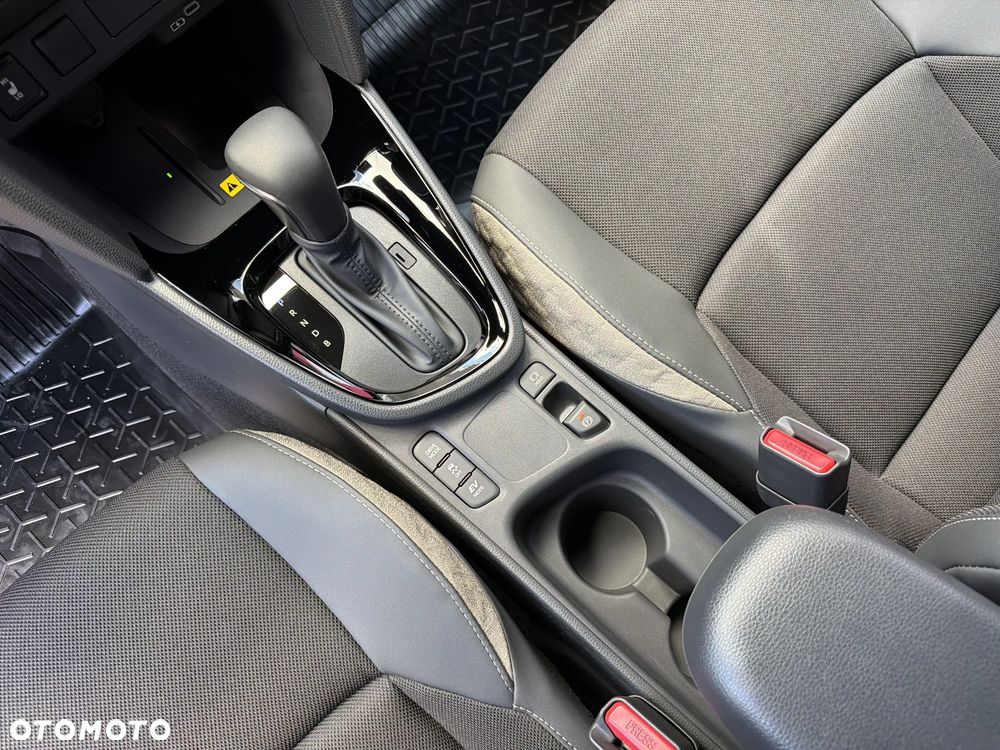 Toyota Yaris Cross Hybrid 1.5 Executive - 27
