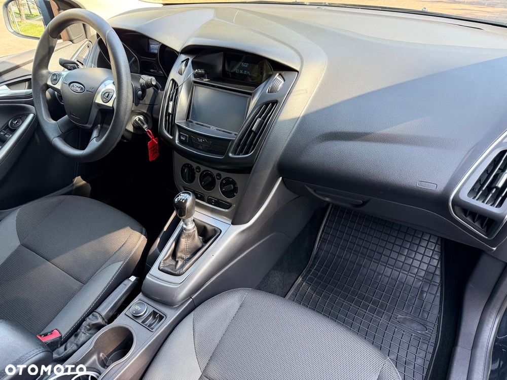 Ford Focus - 19