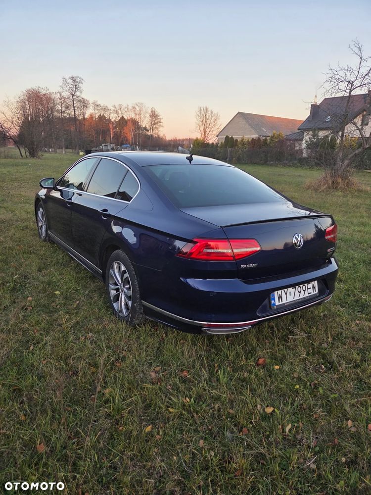 Volkswagen Passat - 7