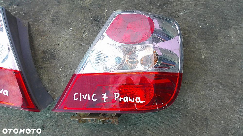 HONDA CIVIC VII 3D SPORT LAMPA TYLNA  PRAWA!! - 2