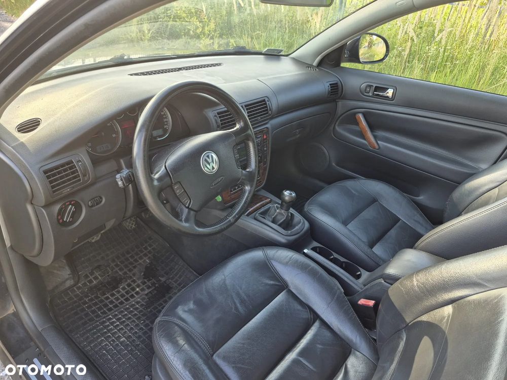 Volkswagen Passat Variant 2.0 TDI DPF Highline - 6