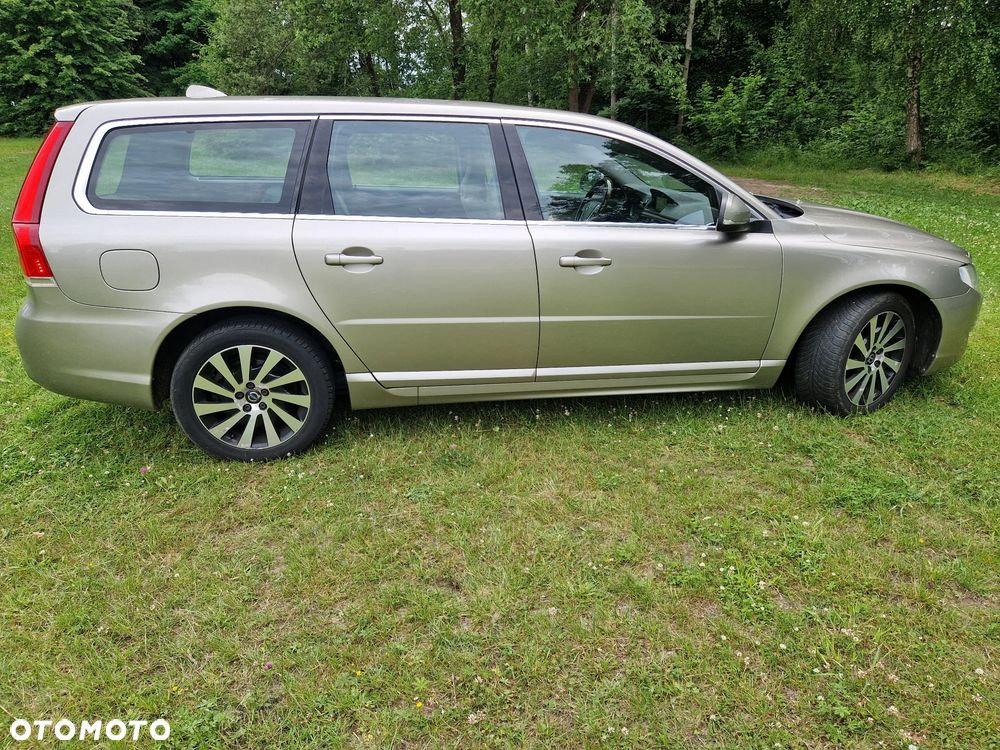Volvo V70 - 8