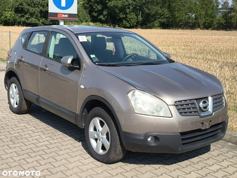 Nissan Qashqai - 1