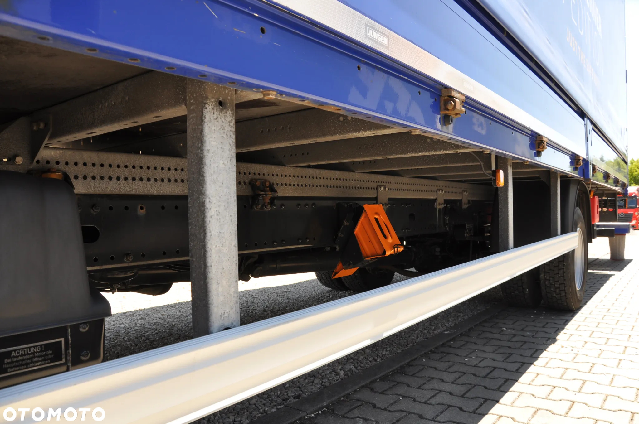 MAN TGL 12.250 LX GlobFirana 7,30 winda - 7