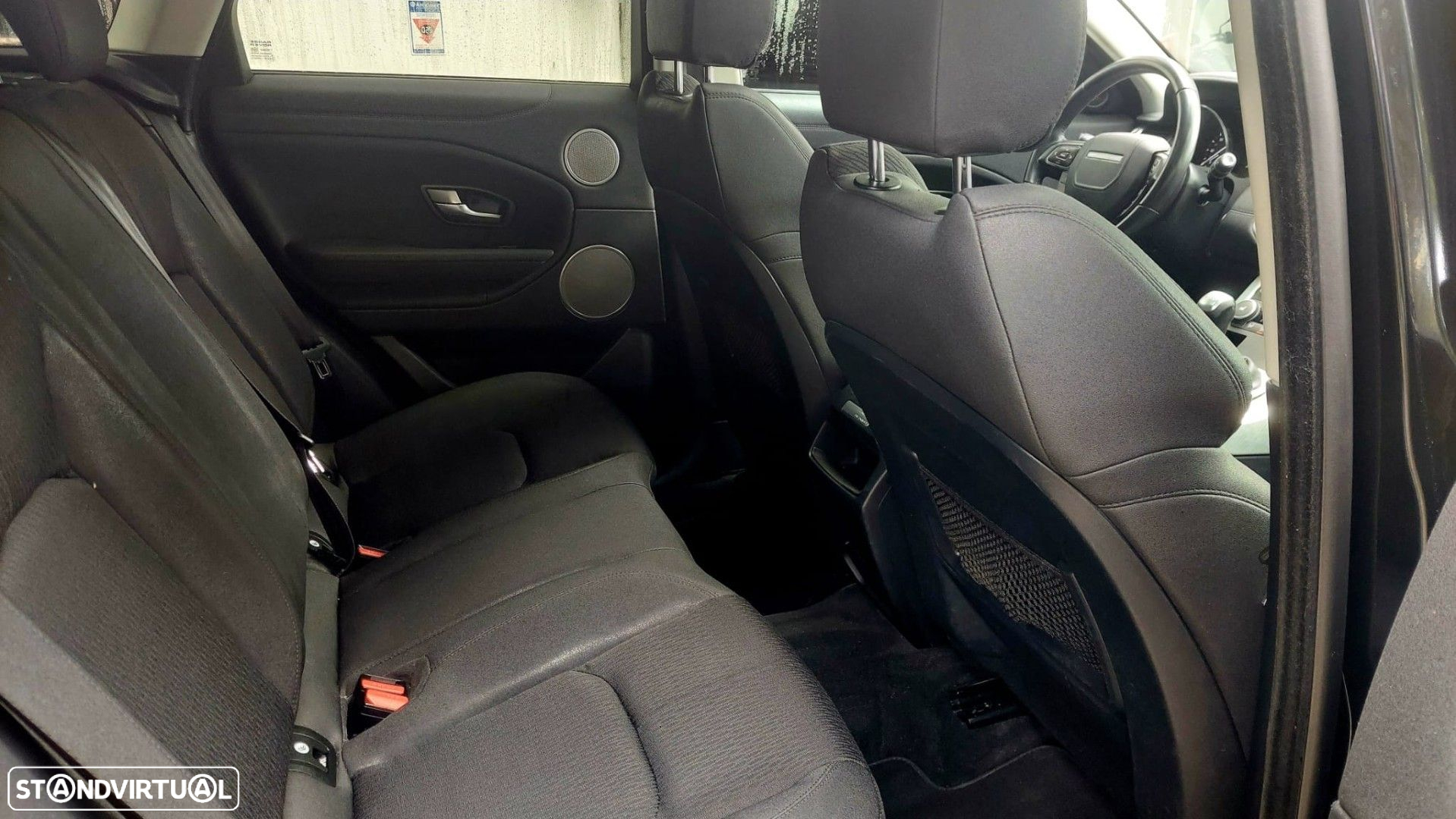 Land Rover Range Rover Evoque 2.0 D150 - 11