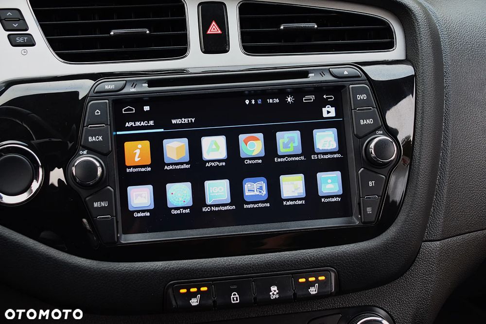 Kia Ceed 1.6 CRDi 128 Fifa World Cup Edition - 34