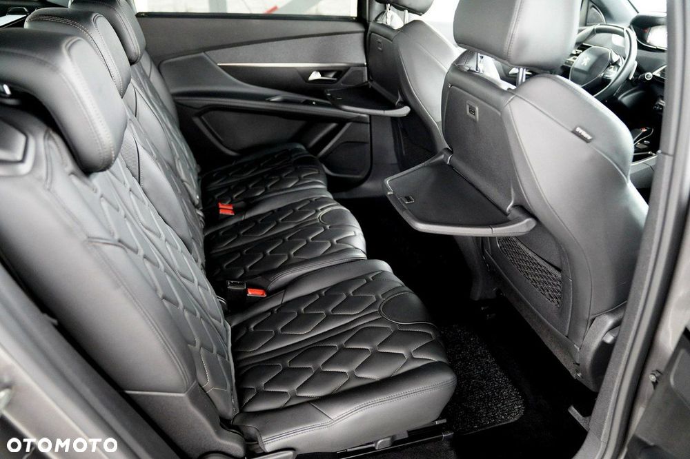 Peugeot 5008 1.6 PureTech GT Line S&S EAT8 - 25