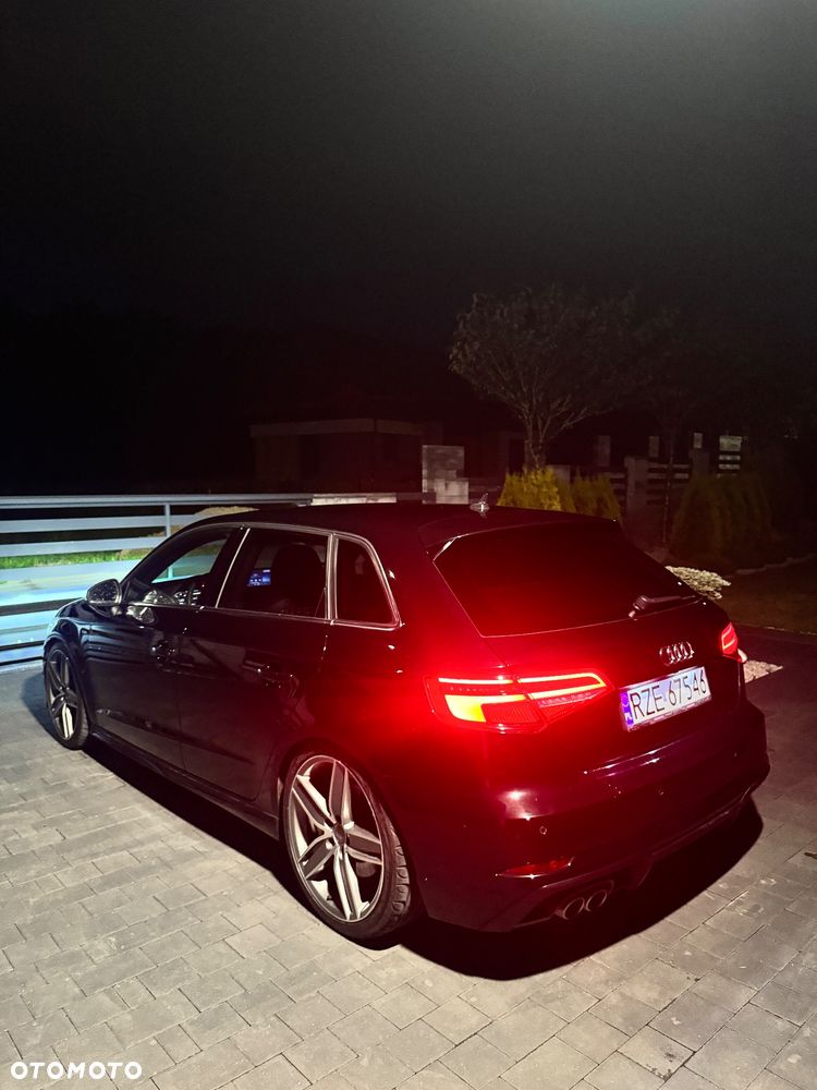 Audi A3 Sportback 2.0 TDI S tronic - 11