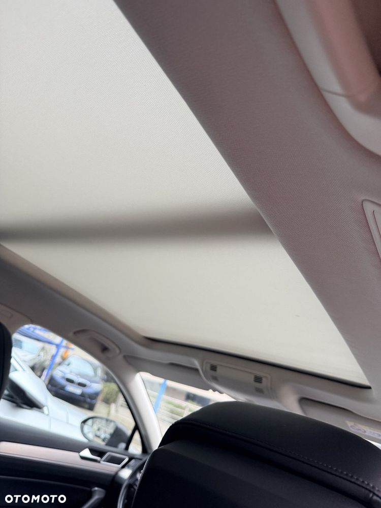 Volkswagen Passat 1.6 TDI SCR DSG Business - 10