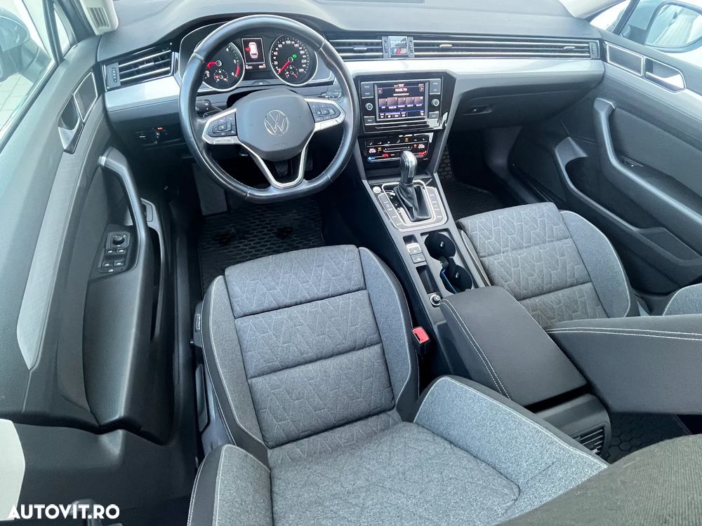 Volkswagen Passat 2.0 TDI DSG Comfortline - 9